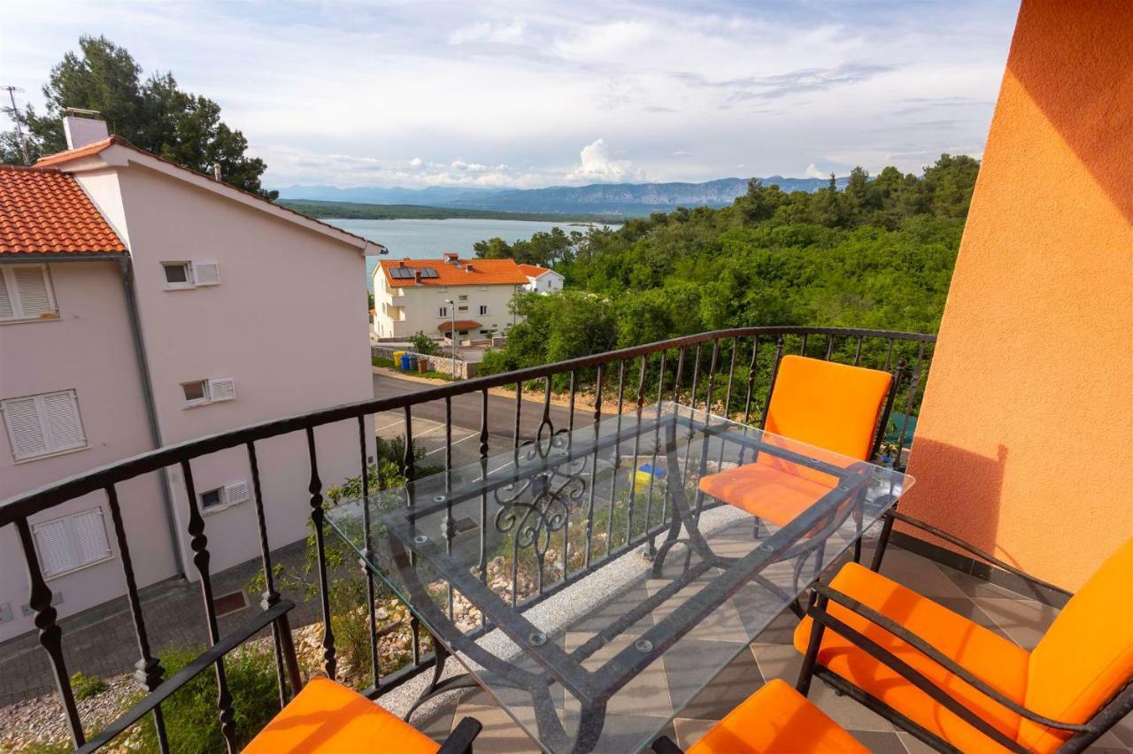 Seafront Apartment Soline With Seaview Exterior photo